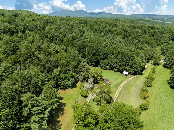 637 Oak Grove Rd., Murphy, NC 28906