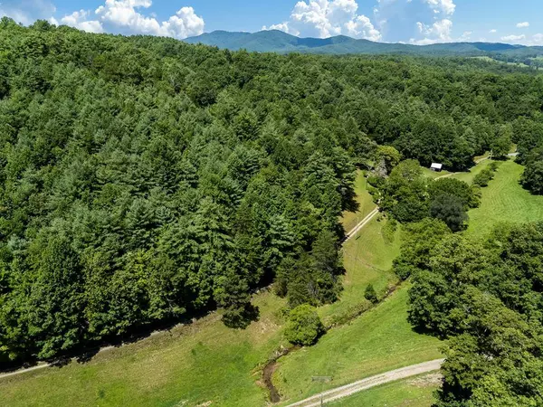 637 Oak Grove Rd., Murphy, NC 28906