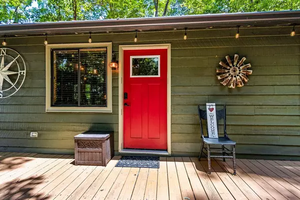 513 Persimmon Heights Rd., Murphy, NC 28906