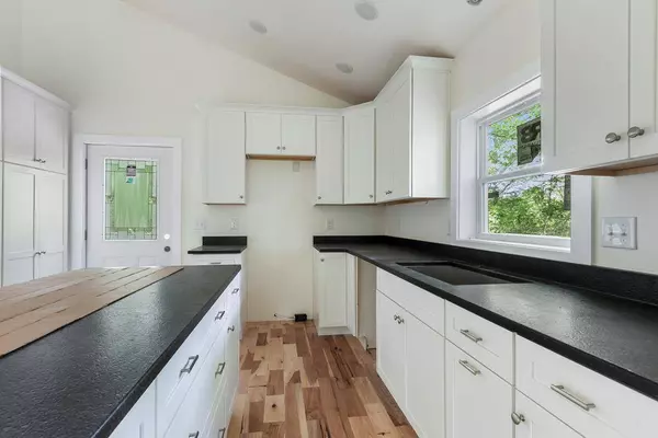 35 Van Horn St., Murphy, NC 28906