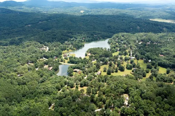 292 Mountain Wood Drive, Murphy, NC 28906