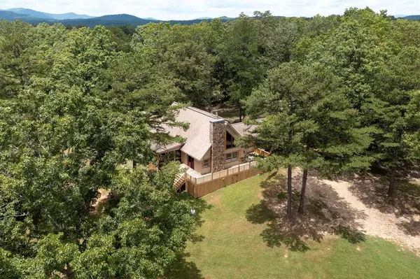 292 Mountain Wood Drive, Murphy, NC 28906