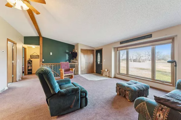 W7985 Military Road, Portage, WI 53901