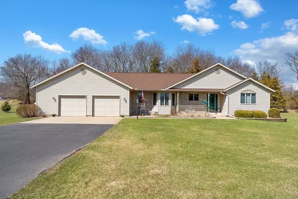E12060 Bent Tree Drive, Baraboo, WI 53913