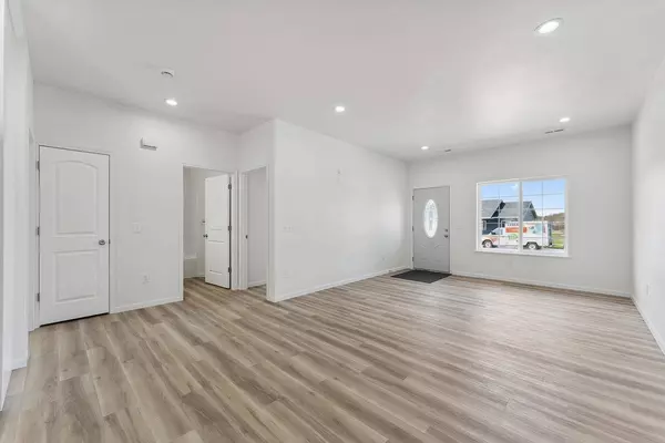 2432 Russell Court, Reedsburg, WI 53959