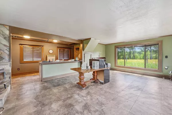 893 Fur Avenue, Wisconsin Dells, WI 53965