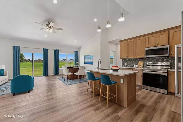 324 Eastridge Circle, Reedsburg, WI 53959