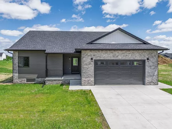 324 Eastridge Circle, Reedsburg, WI 53959