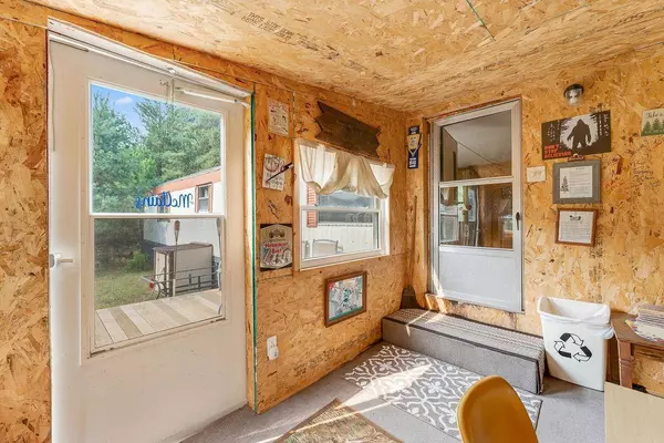 231 Cottonville Lane, Coloma, WI 54930