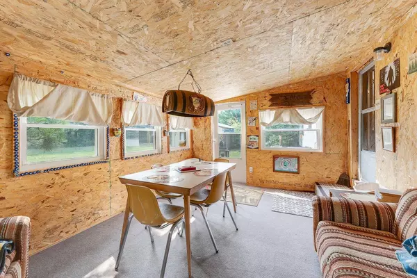 231 Cottonville Lane, Coloma, WI 54930