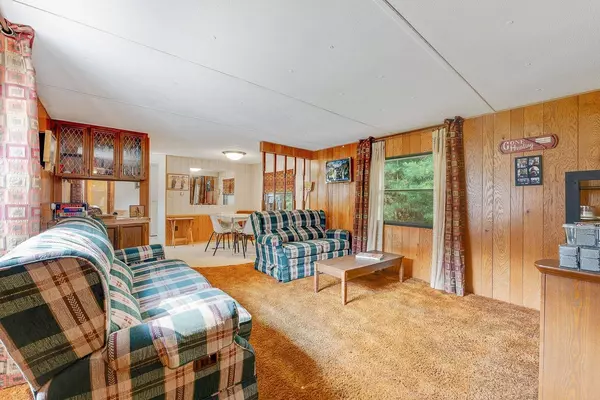 231 Cottonville Lane, Coloma, WI 54930