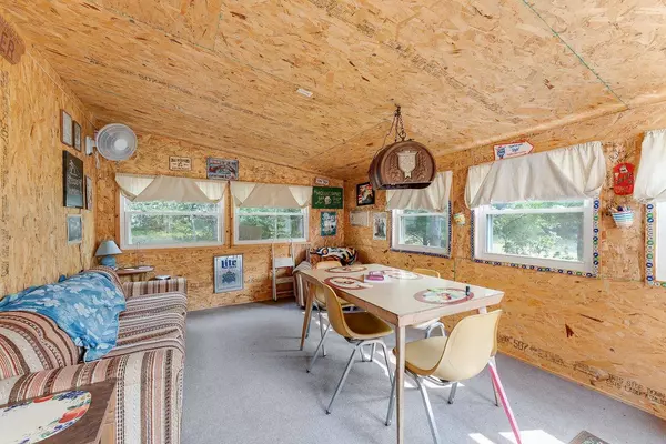 231 Cottonville Lane, Coloma, WI 54930