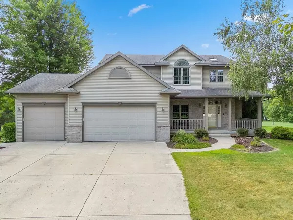 W8339 Bedrock Road, Portage, WI 53901