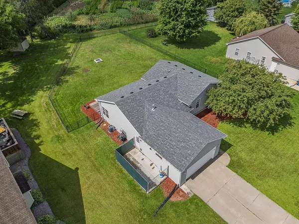 7793 Clinton Road, Deforest, WI 53532