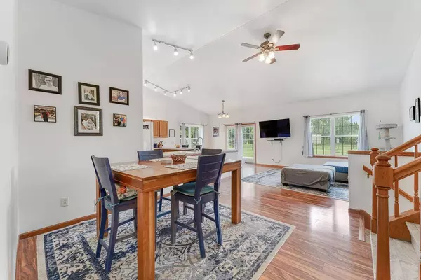 7793 Clinton Road, Deforest, WI 53532