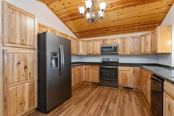 1140 4th Street, Baraboo, WI 53913