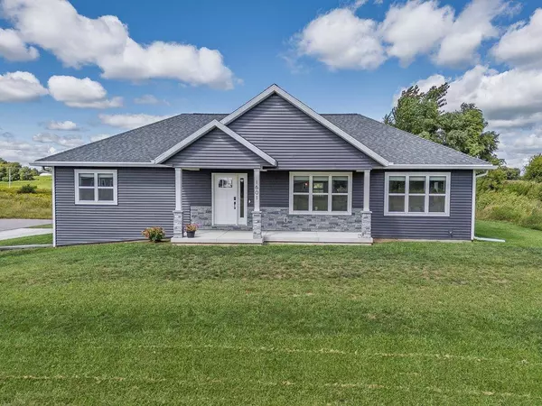 1601 21 Street, Baraboo, WI 53913