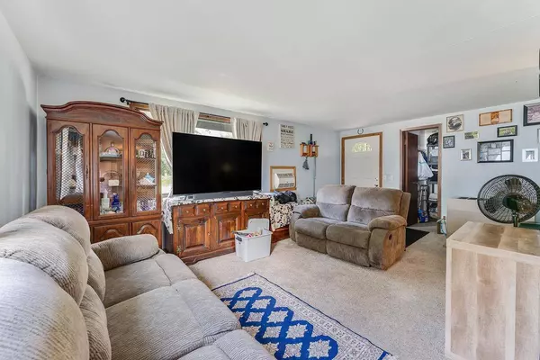 343 Center Street, Oxford, WI 53952