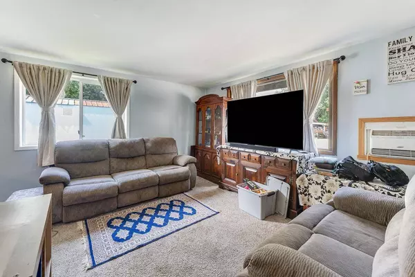 343 Center Street, Oxford, WI 53952