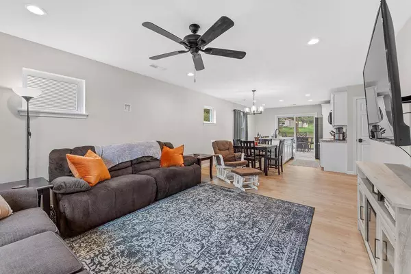 1986 Retzlaff Drive, Reedsburg, WI 53959