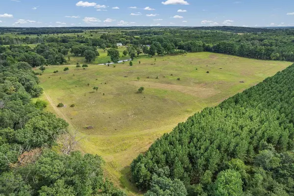 41.95 +/- Acres County Road Y, Montello, WI 53949