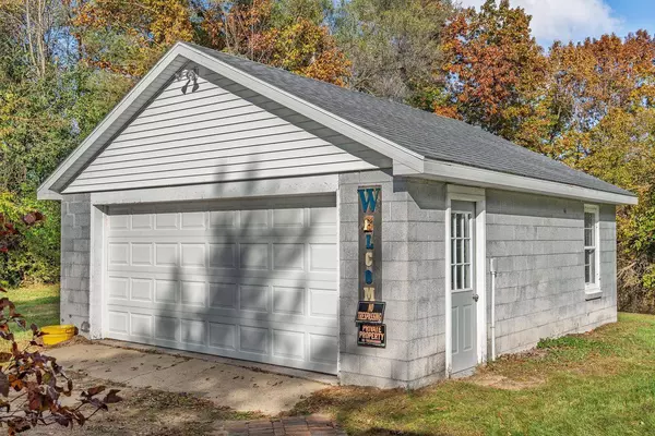 128 State Road 23, Briggsville, WI 53920