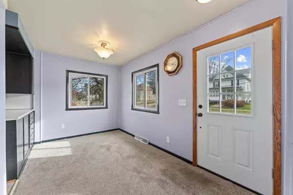 446 W Main Street, Reedsburg, WI 53959