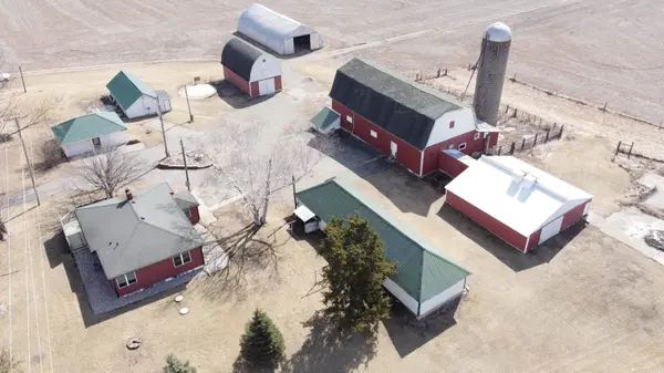 375 Highway 23, Wisconsin Dells, WI 53965-8647