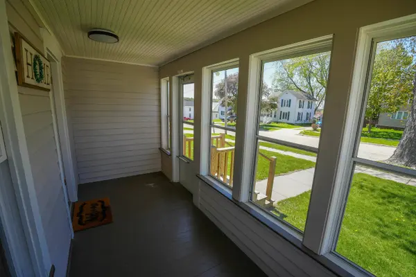 230 Towyn Street, Cambria, WI 53923