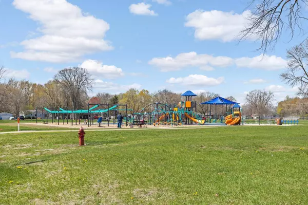 4516 Douglas DR N, Crystal, MN 55422