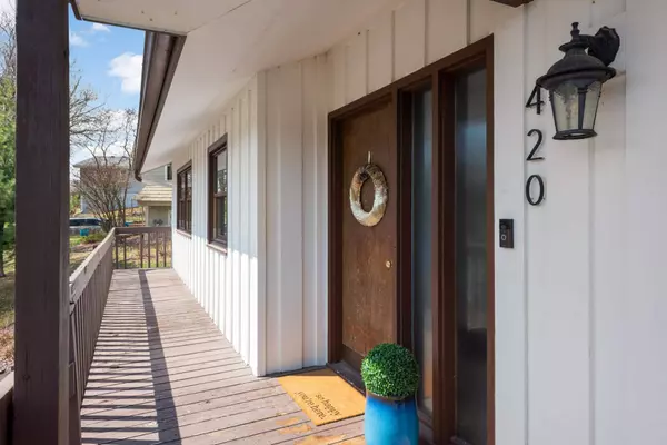 420 W 107th ST, Bloomington, MN 55420