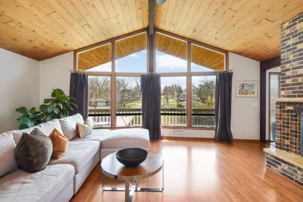 420 W 107th ST, Bloomington, MN 55420