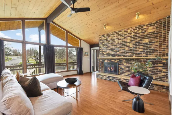 420 W 107th ST, Bloomington, MN 55420