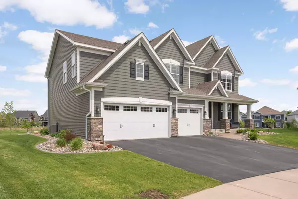 18142 Goldfinch WAY, Lakeville, MN 55044