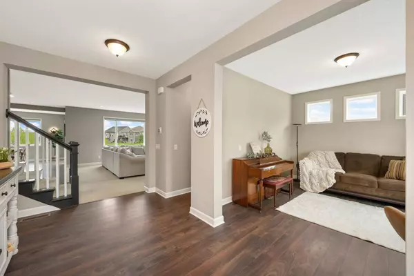 18142 Goldfinch WAY, Lakeville, MN 55044