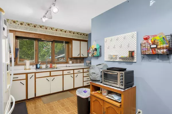 1635 85th AVE NE, Blaine, MN 55449