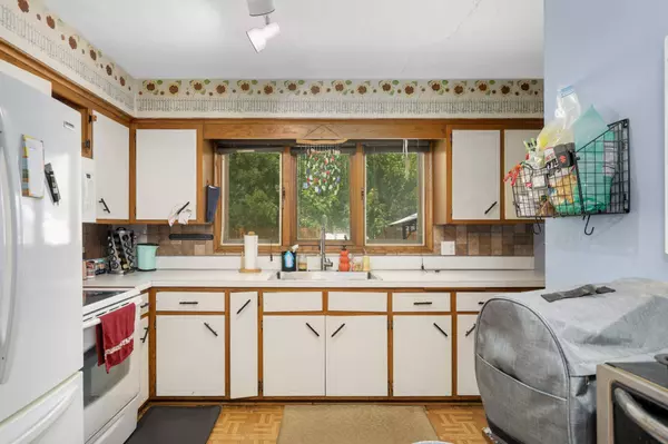 1635 85th AVE NE, Blaine, MN 55449