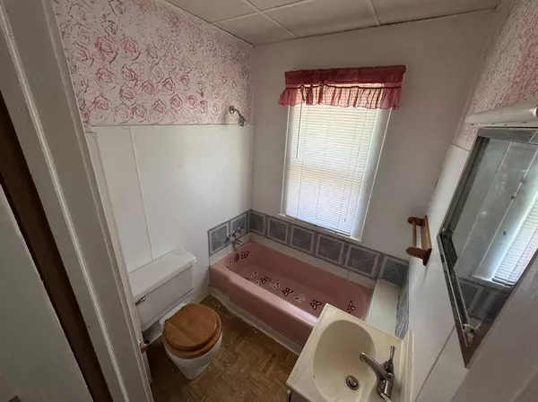 1824 Sims AVE, Saint Paul, MN 55119