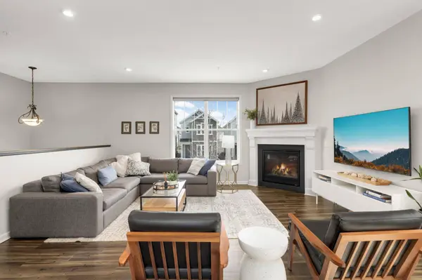 8173 Central Park WAY N, Osseo, MN 55369