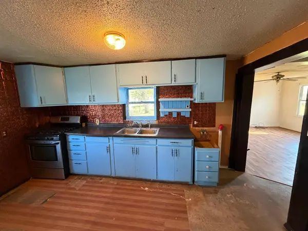 321 Rice ST S, Kasota, MN 56050