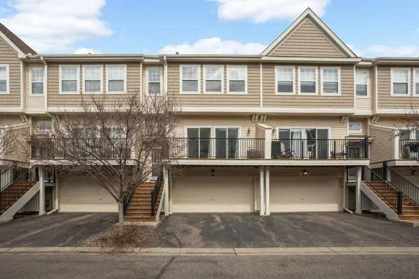 2441 121st CIR NE #C, Minneapolis, MN 55449