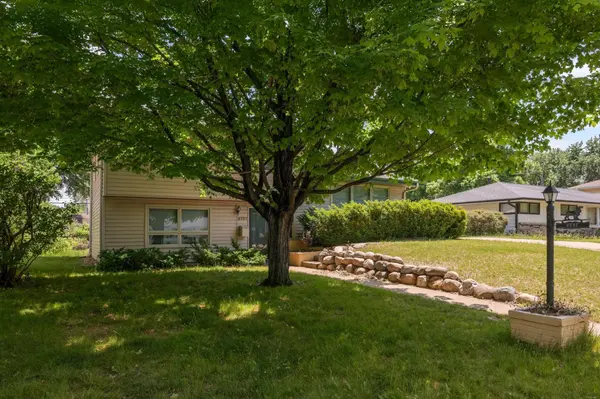 6751 Madison ST NE, Minneapolis, MN 55432