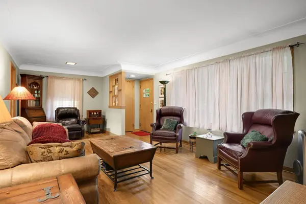 218 W Park RD, Hopkins, MN 55343