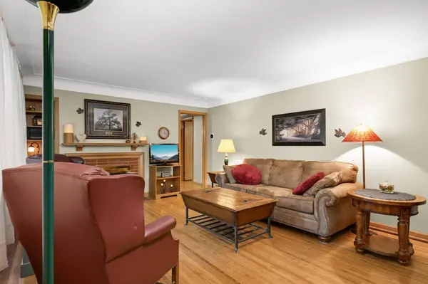 218 W Park RD, Hopkins, MN 55343