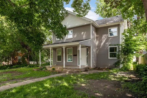 429 2nd AVE E