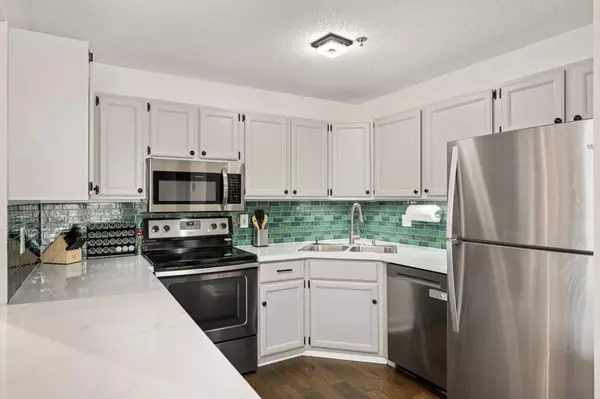 2120 Ridge DR #34, Saint Louis Park, MN 55416