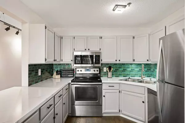 2120 Ridge DR #34, Saint Louis Park, MN 55416