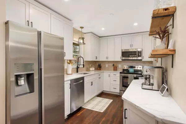 345 Dennison AVE, Shoreview, MN 55126