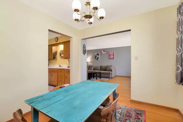 1000 Hubbard AVE, Saint Paul, MN 55104