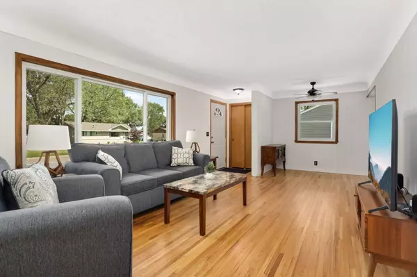 6719 Ewing AVE N, Brooklyn Center, MN 55429